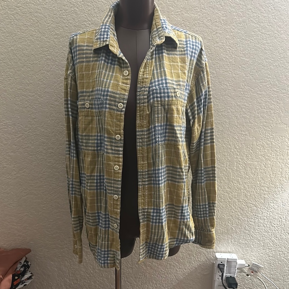 American Eagle Outfitters Yellow and Blue Plaid Button Down Shirt